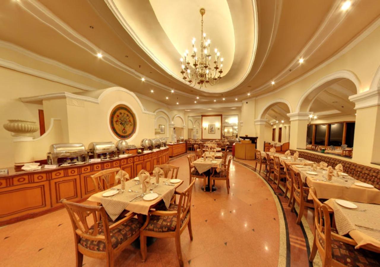 Hotel Tea County Munnar Zewnętrze zdjęcie