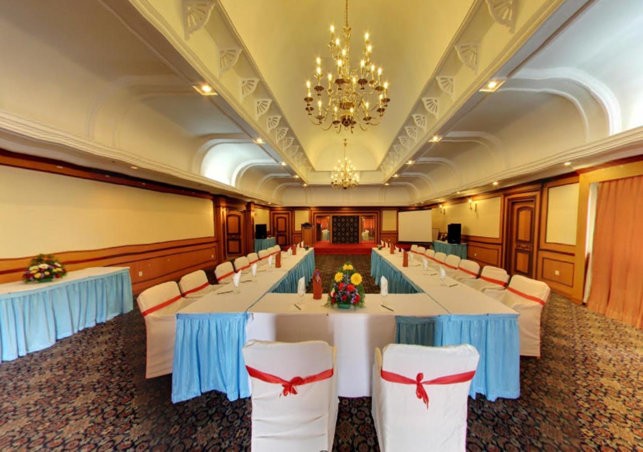 Hotel Tea County Munnar Zewnętrze zdjęcie